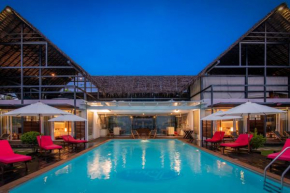 StayVista at The Rain - River Villa with Infinity Pool